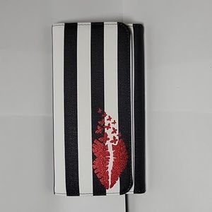 Kut from the Kloth Wallet